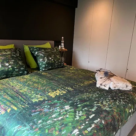 Апартаменты Luxueus Nieuw Zonnig Hoekappartement Seaview Heldenplein - Ruime Garagebox - 2 Fietsen *