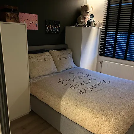 Luxueus Nieuw Zonnig Hoekappartement Seaview Heldenplein - Ruime Garagebox - 2 Fietsen Apartment Knokke-Heist